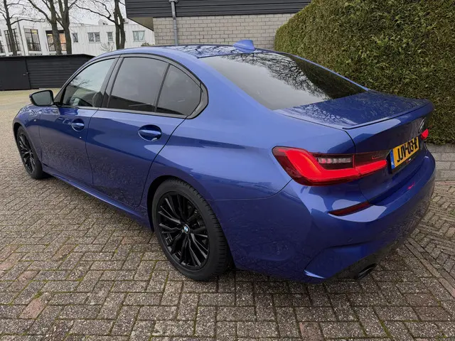 BMW 3 Serie 318i M Sportpakket 2021 Benzine 22