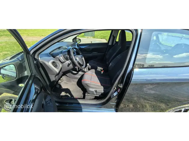 Peugeot 108 1.0 e-VTi Active 2016 Benzine 6