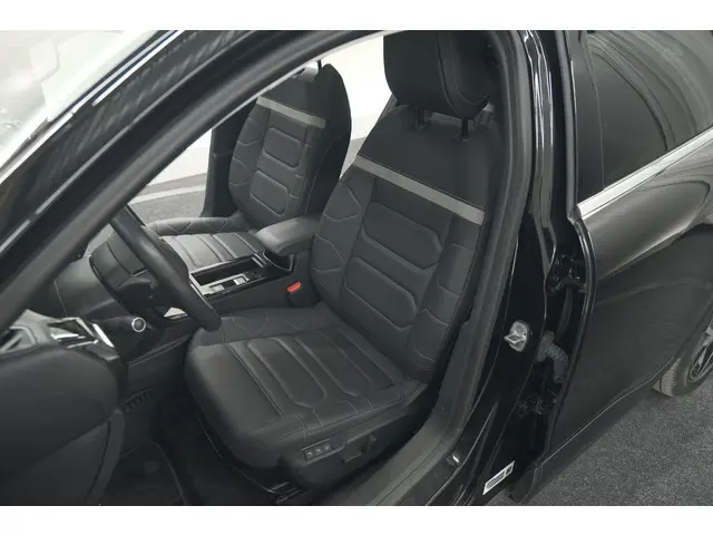 Citroën ë-C4 Shine Pack Business 50 kWh 2023 Elektrisch 29