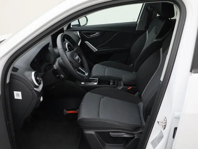 Audi Q2 35 TFSI/150PK Advanced edition 2024 Benzine 17