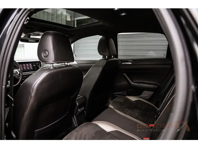 Volkswagen Polo 2.0 TSI GTI / Pano / Garantie! 2019 Benzine 36