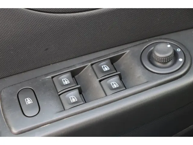 Renault Captur 0.9 TCe Dynamique 2013 Benzine 20