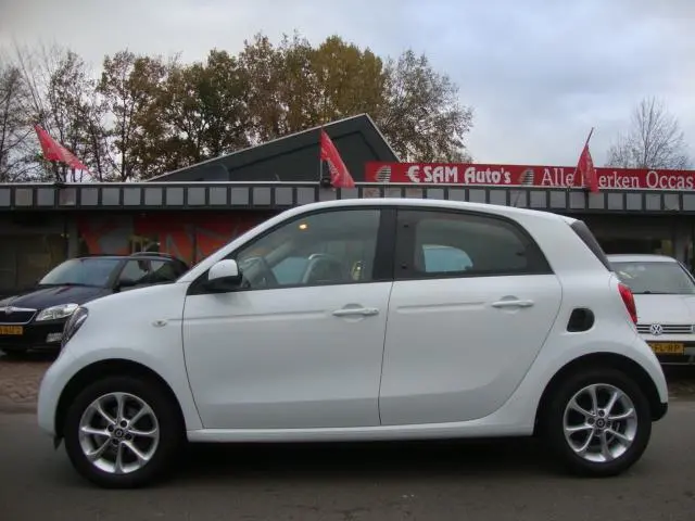 Smart Forfour 1.0 Joy Edition ( BJ 2015 +Airco ) 2015 Benzine 10