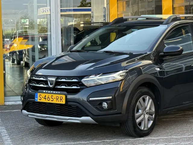 Dacia Sandero Stepway 1.0 TCe 90 Comfort 2023 Benzine 15