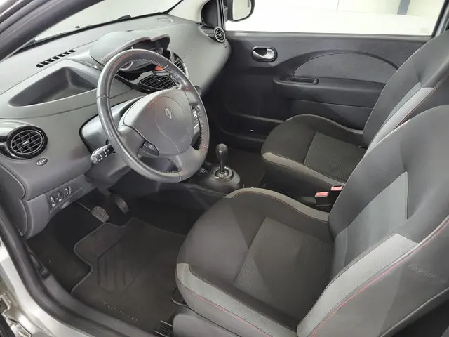 Renault Twingo 1.2 16V Dynamique, Automaat 2013 Benzine 8