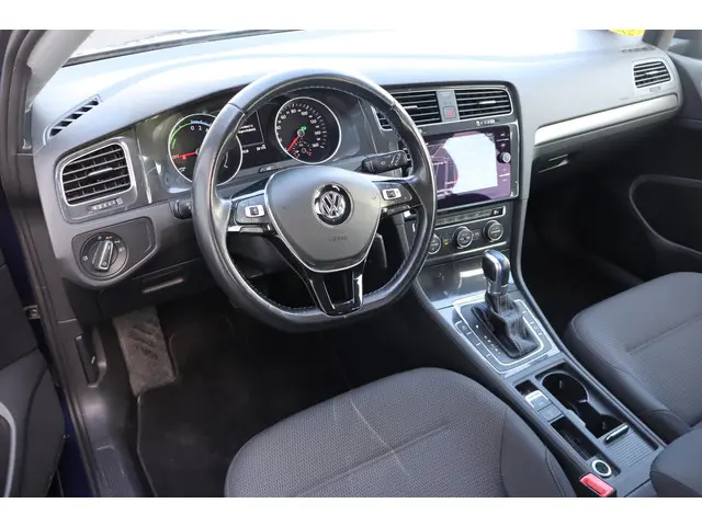 Volkswagen e-Golf e-Golf 2019 Elektrisch 6