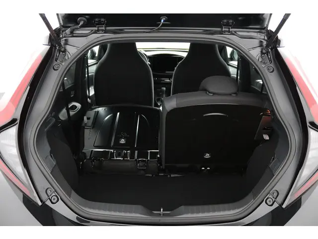 Toyota Aygo X Hybrid 115 envy 2026 Hybride Benzine 24