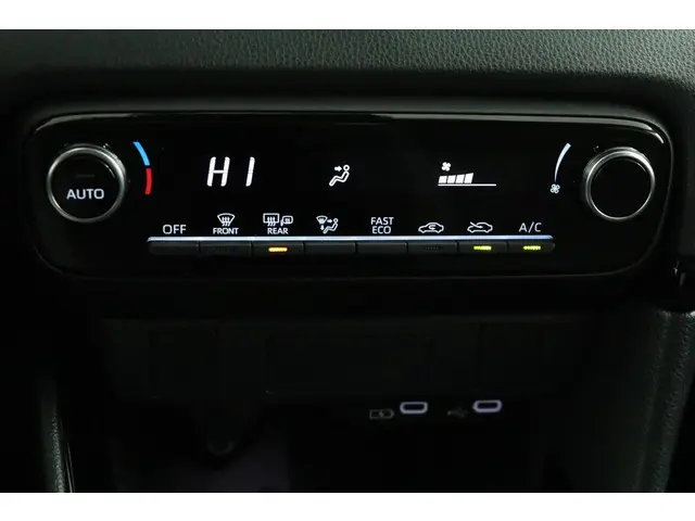 Toyota Yaris 1.5 Hybrid 115 Dynamic 2025 Hybride Benzine 7