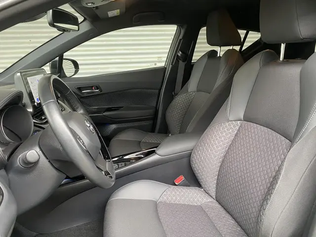 Toyota C-HR 2.0 Hybrid TeamNL 2022 Hybride Benzine 7