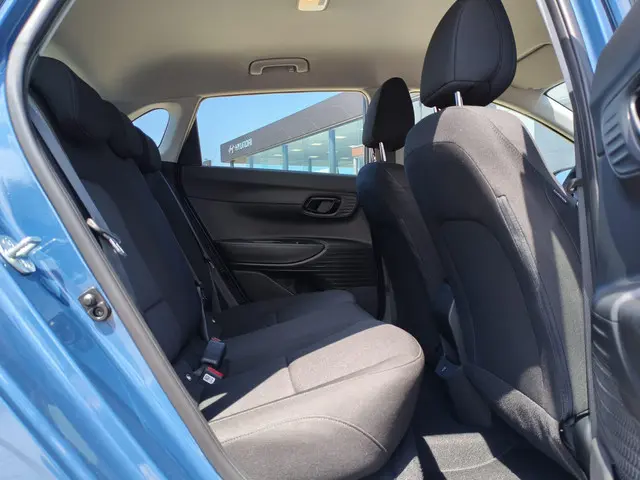 Hyundai i20 1.0 T-GDI Comfort 2025 Hybride Benzine 16