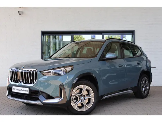 BMW X1 xDrive23i 2025 Benzine 33