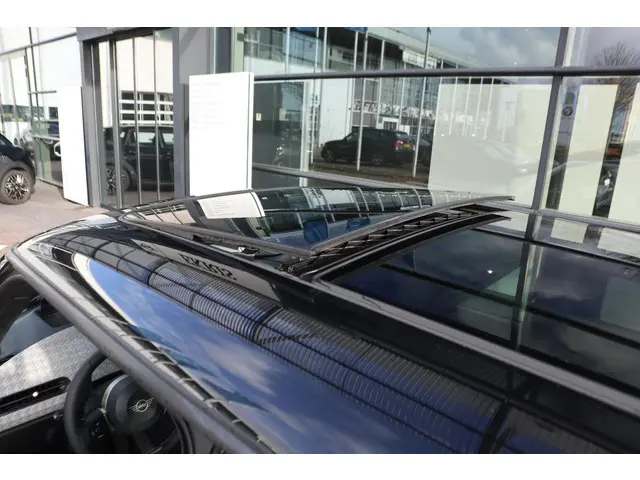 MINI 3-Deurs Cooper C 2025 Benzine 15