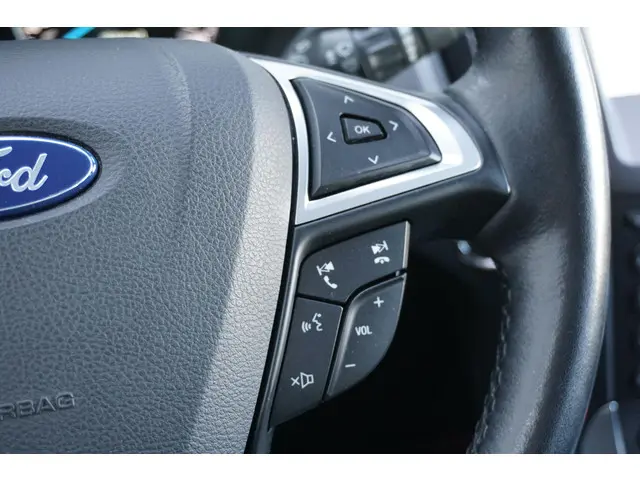 Ford Galaxy 1.5 Titanium 2018 Benzine 40