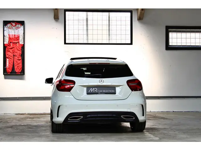 Mercedes-Benz A-Klasse 180 Sport Edition 2017 Benzine 9