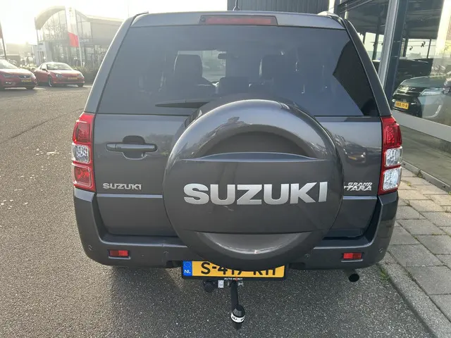 Suzuki Grand Vitara 2.4 Exclusive 2013 Benzine 7