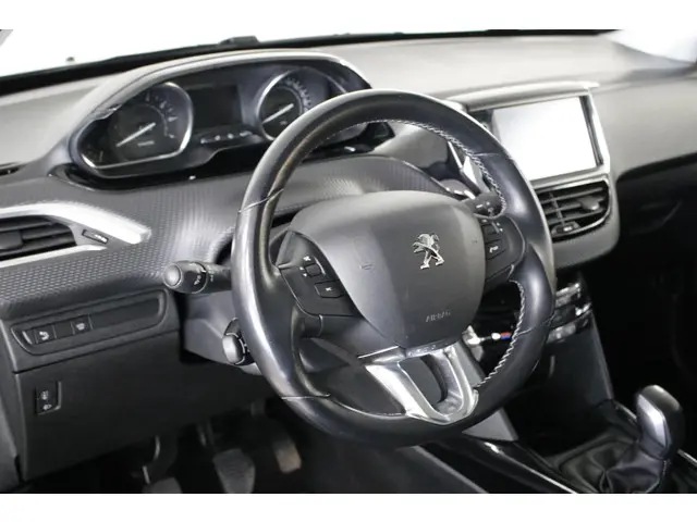 Peugeot 2008 3