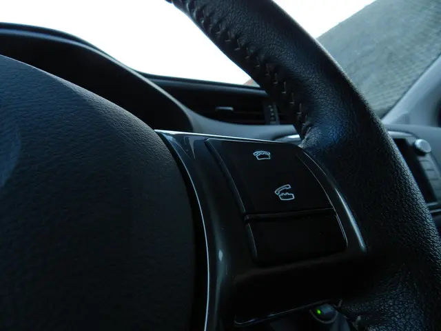 Toyota Yaris 1.5 Hybrid Aspiration 2015 Hybride Benzine 19