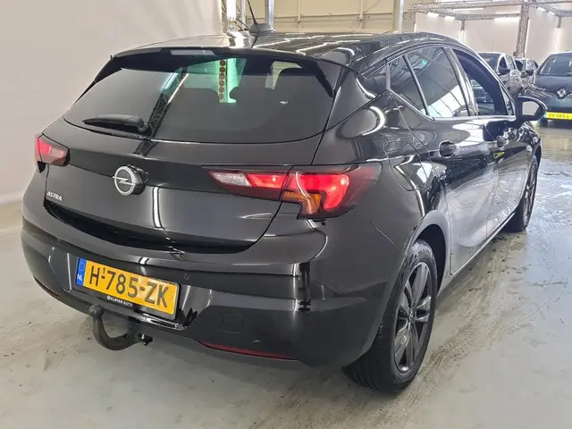 Opel Astra 1.2 Edition 2020 2020 Benzine 2