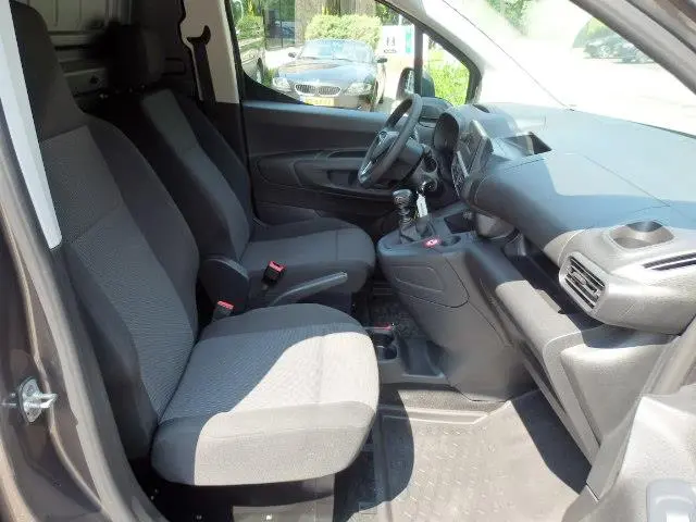 Opel Combo 1.5D L1H1 100 PK AIRO CRUISE PDC 2022 Diesel 11