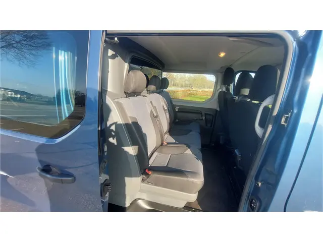 Opel Vivaro 1.6 CDTI L2H1 DC Sport EcoFlex 2018 Diesel 12