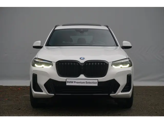 BMW X3 xDrive30e 2022 Hybride Benzine 3