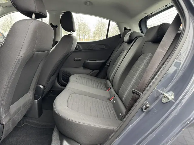 Hyundai i10 1.0 Comfort Smart 2024 Benzine 12