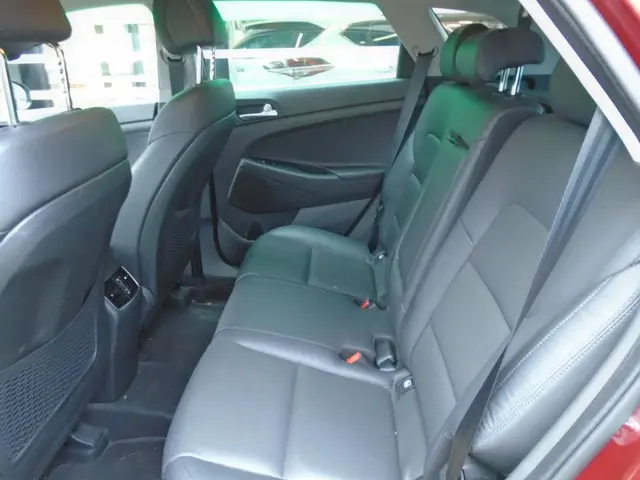 Hyundai Tucson 1.6 GDi Premium 2016 Benzine 17