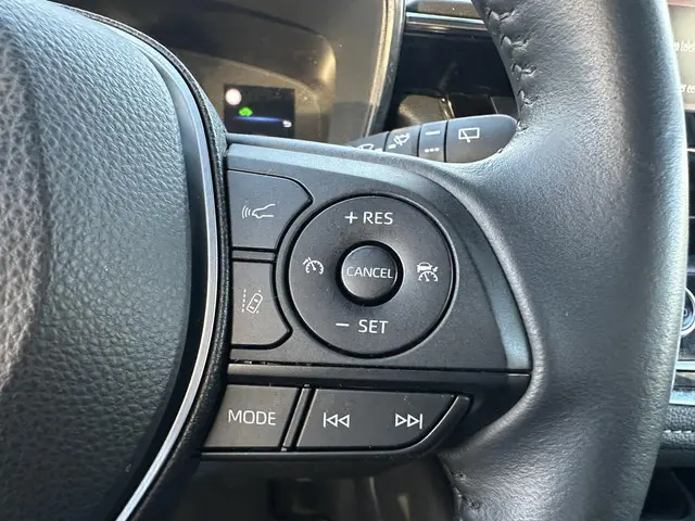 Toyota Corolla 1.8 Hybrid Active 2022 Hybride Benzine 14