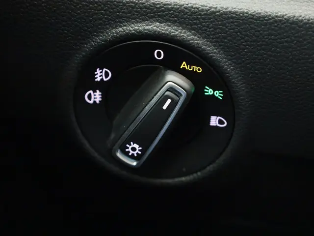 Volkswagen T-Roc 1.0TSI/110PK 2021 Benzine 21