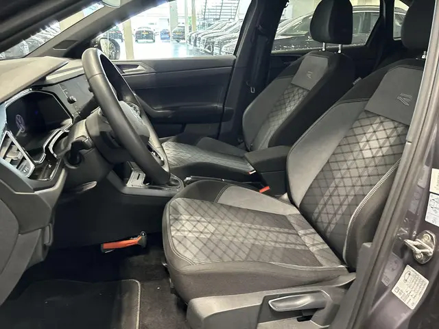 Volkswagen Taigo 1.0 Tsi 115pk DSG R-Line 2024 Benzine 5