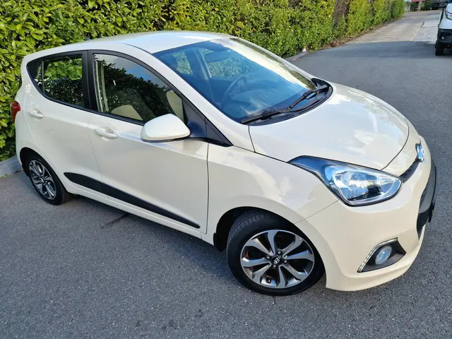 Hyundai i10 1.2i pas 68.000 Automaat 2015 Benzine 16