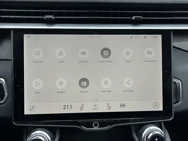 Lynk & Co 01 1.5 2022 Hybride Benzine 25