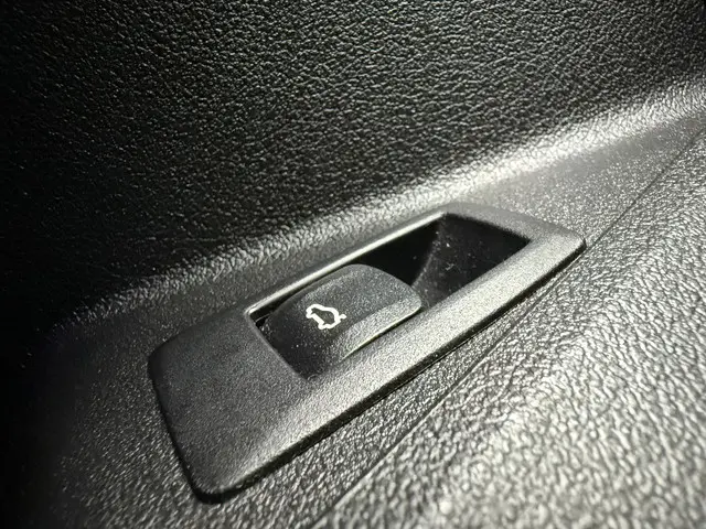 BMW 1 Serie 120i M-pakket 2023 2023 Benzine 11