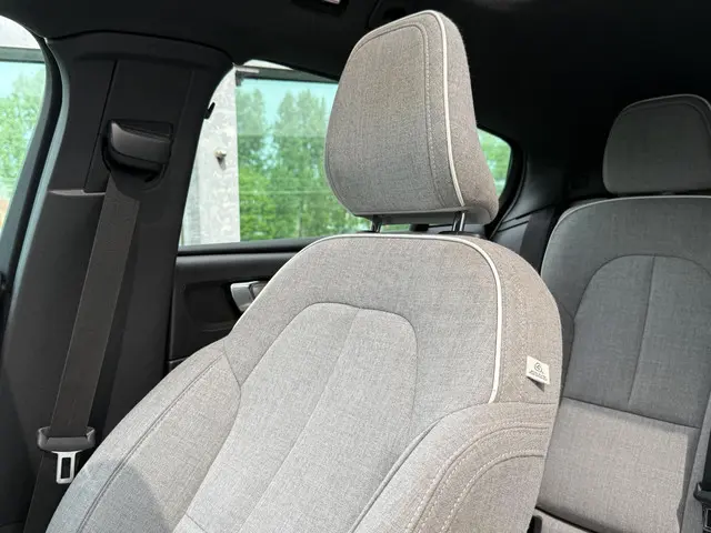 Volvo C40 Single Motor Core 69 kWh 2023 Elektrisch 25