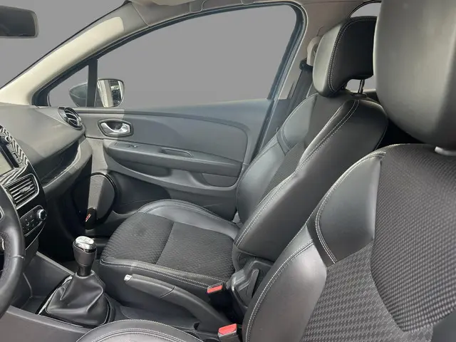 Renault Clio Estate 0.9 TCe Intens 2019 Benzine 7