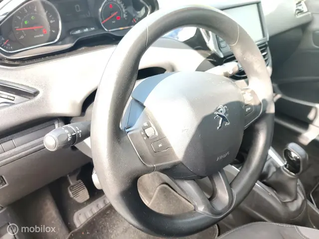 Peugeot 208 1.2 VTi Blue Lease Airco/navi/Pdc 2013 Benzine 13