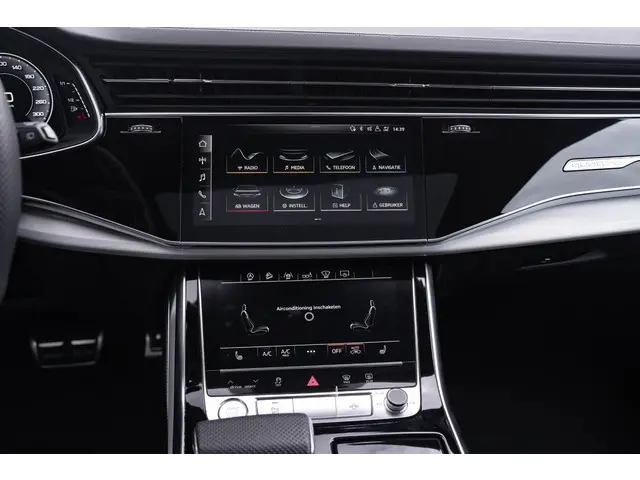 Audi Q8 55 TFSI quattro 2019 Benzine 73