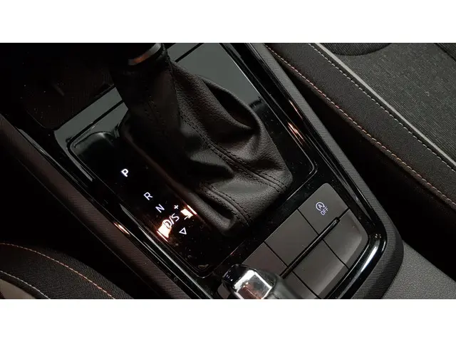 Škoda Kamiq 1.0 TSI DSG Style 2021 Benzine 25
