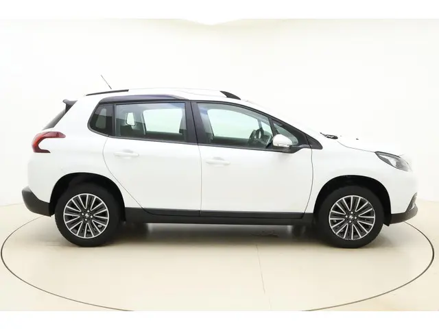 Peugeot 2008 1.2 Blue Lion 2019 Benzine 9