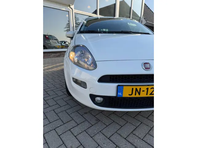 Fiat Punto Evo - 0.9 TwinAir - Lounge 2016 Benzine 2