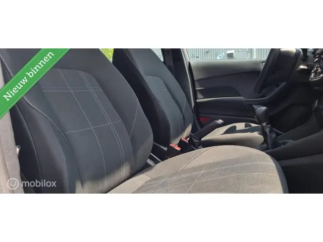 Ford Fiesta 1.1 Trend Airco/5deurs/1EIG 2019 Benzine 17