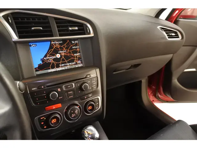 Citroën C4 1.6 VTi Automaat Tendance 2013 Benzine 17
