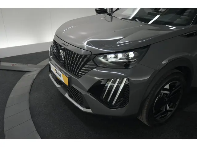 Peugeot 2008 PureTech 130 EAT8 GT 2024 Benzine 15