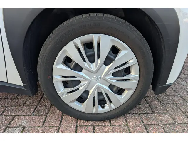 Toyota Aygo X 1.0 VVT-i MT Play 2024 Benzine 5