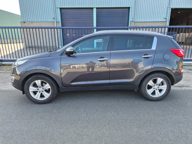 Kia Sportage 1.6 GDI *EINDEJAARS AANBIEDING!!! 2013 Benzine 2