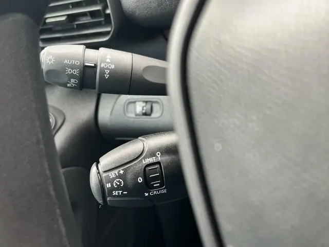 Peugeot Partner bestel 1.5 BlueHDI Asphalt 2019 Diesel 24