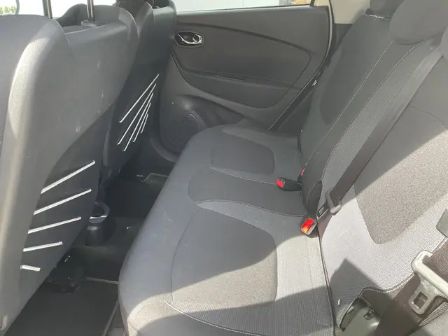 Renault Captur 0.9 TCe Dynamique 2017 Benzine 8