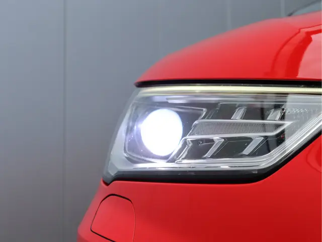 Audi A1 Sportback 1.0 TFSI Adrenalin 2015 Benzine 8