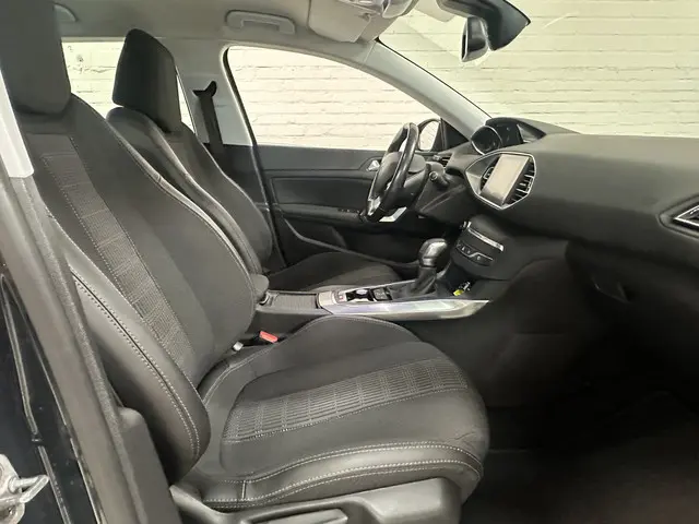 Peugeot 308 SW 1.2 PureTech Allure 2018 Benzine 7