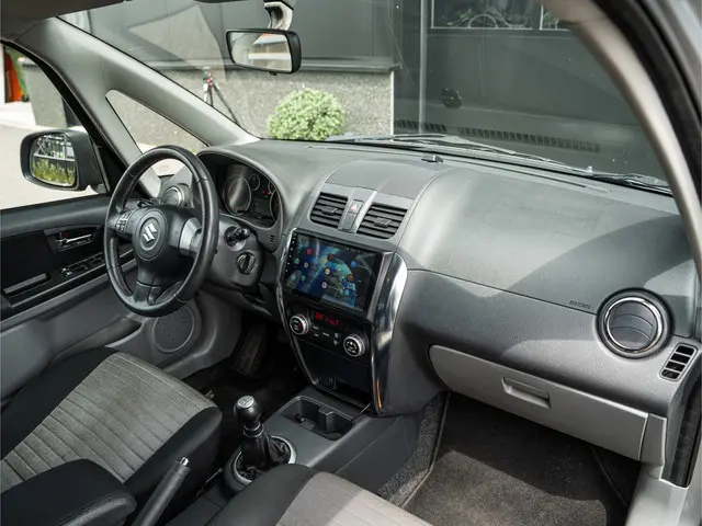 Suzuki SX4 1.6 Exclusive 2010 Benzine 7